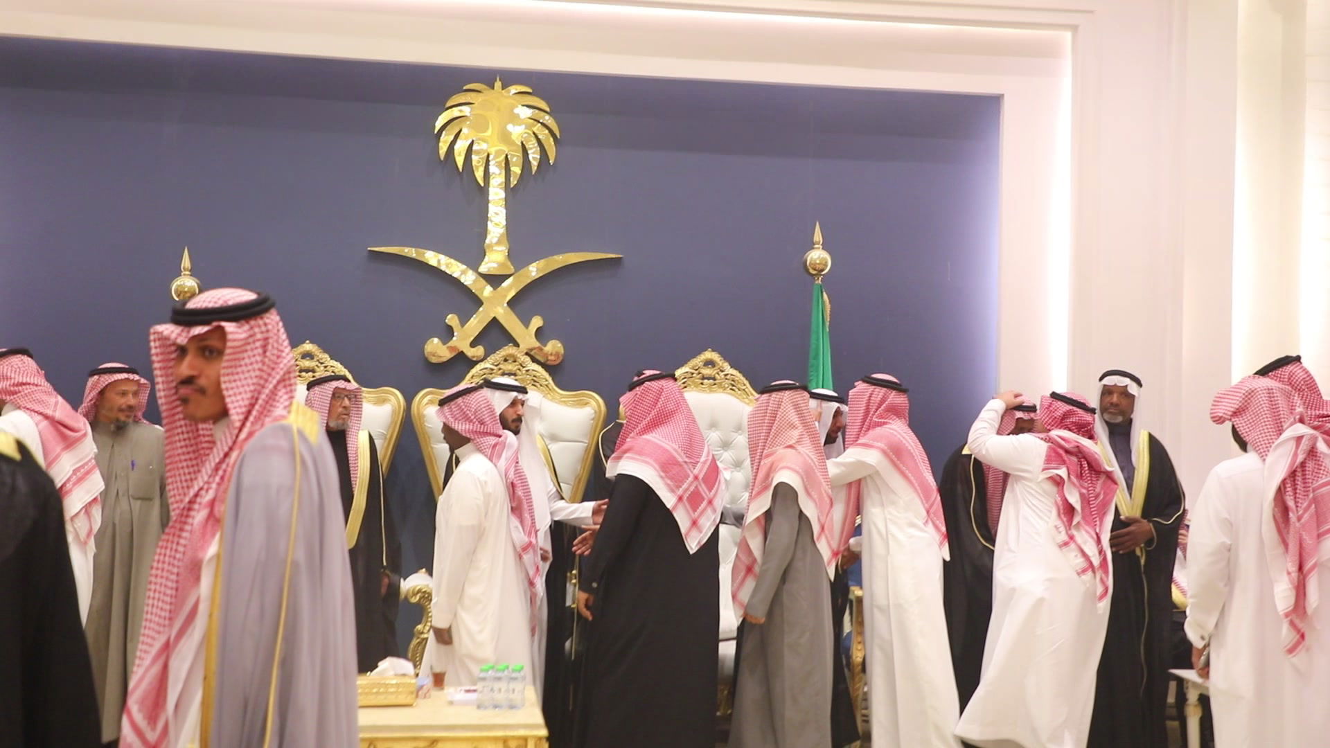 واحييا هذا الزواج غناء الفنانين 1. دحوم الطلاسي                                 2. منصور الدخيل                 3. بن مرضي                4. محمد مبارك