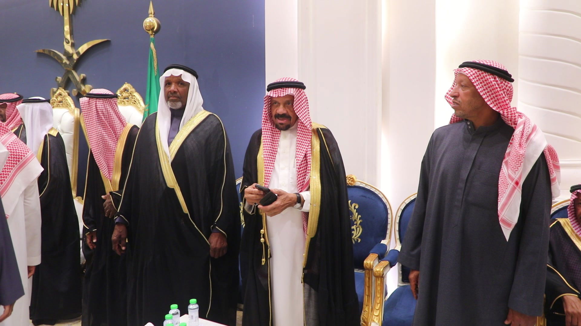 واحييا هذا الزواج غناء الفنانين 1. دحوم الطلاسي                                 2. منصور الدخيل                 3. بن مرضي                4. محمد مبارك