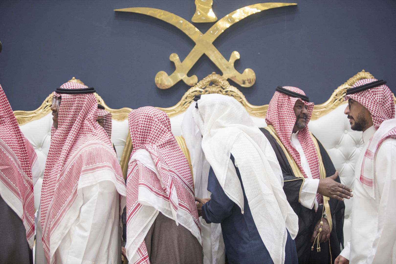 واحييا هذا الزواج غناء الفنانين 1. دحوم الطلاسي                                 2. منصور الدخيل                 3. بن مرضي                4. محمد مبارك