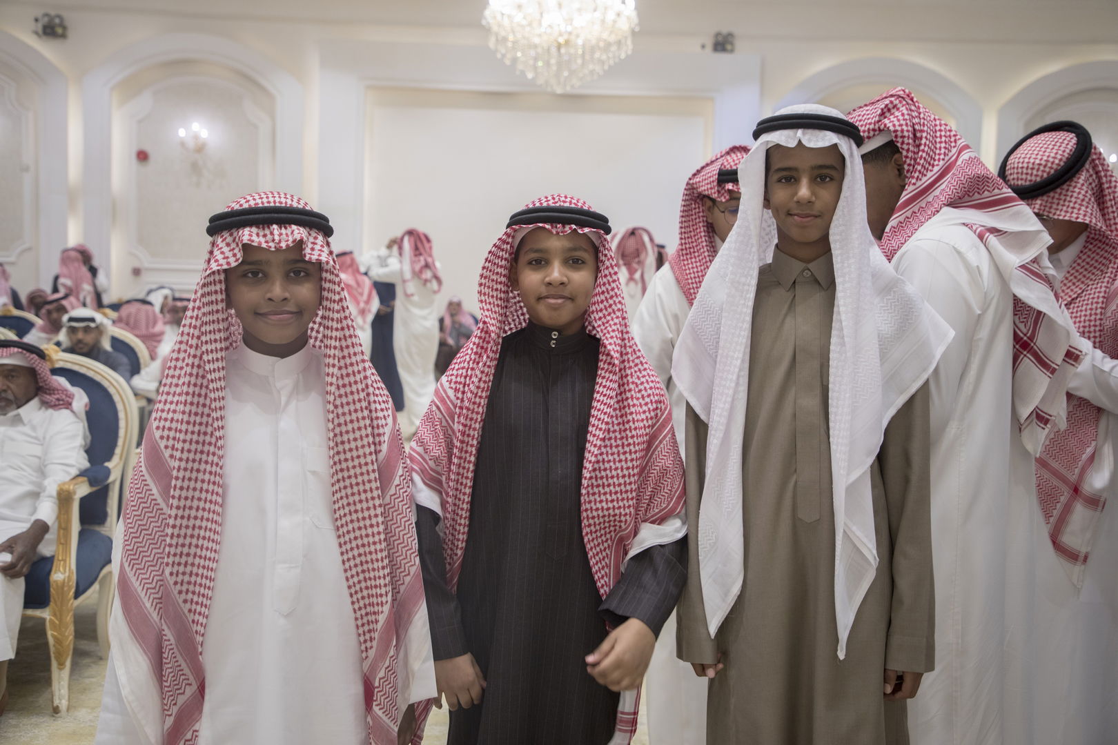 واحييا هذا الزواج غناء الفنانين 1. دحوم الطلاسي                                 2. منصور الدخيل                 3. بن مرضي                4. محمد مبارك