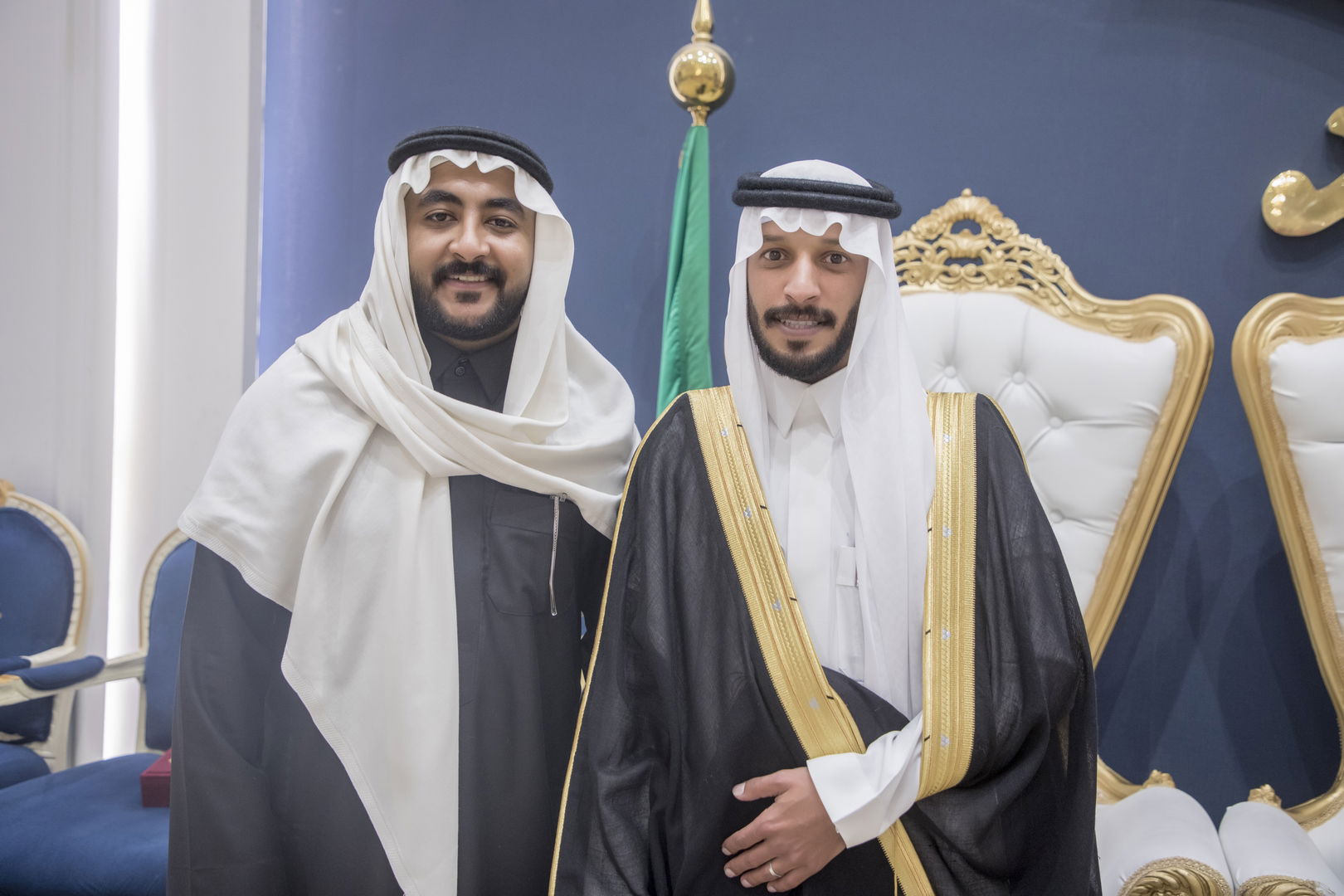 واحييا هذا الزواج غناء الفنانين 1. دحوم الطلاسي                                 2. منصور الدخيل                 3. بن مرضي                4. محمد مبارك