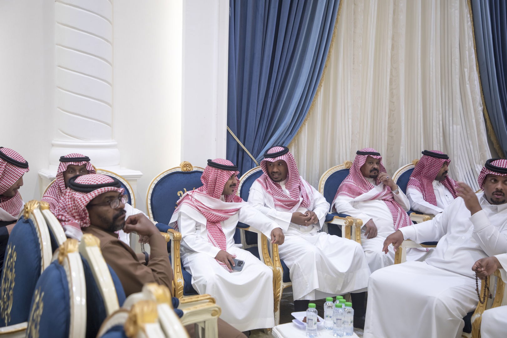 واحييا هذا الزواج غناء الفنانين 1. دحوم الطلاسي                                 2. منصور الدخيل                 3. بن مرضي                4. محمد مبارك