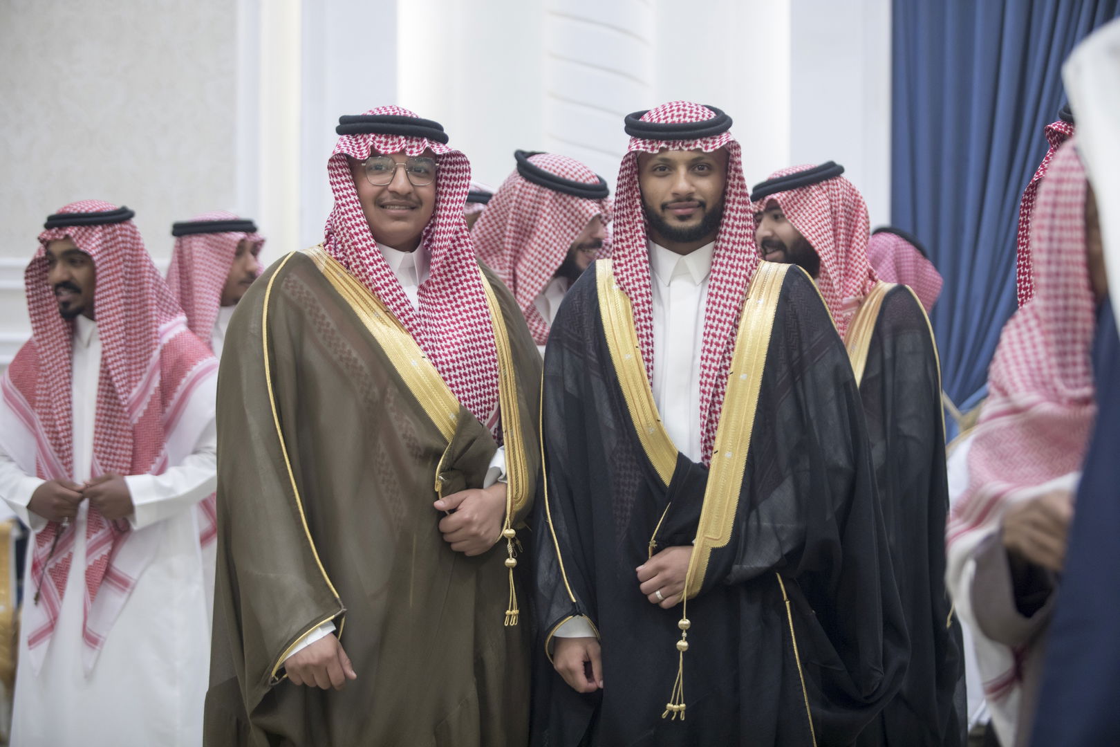 واحييا هذا الزواج غناء الفنانين 1. دحوم الطلاسي                                 2. منصور الدخيل                 3. بن مرضي                4. محمد مبارك