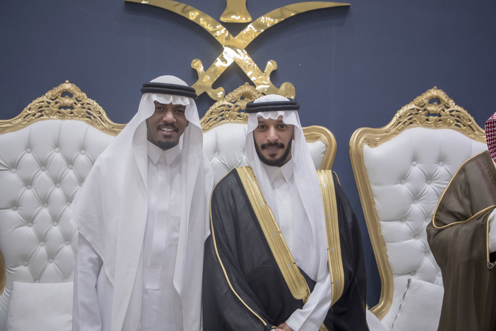 واحييا هذا الزواج غناء الفنانين 1. دحوم الطلاسي                                 2. منصور الدخيل                 3. بن مرضي                4. محمد مبارك