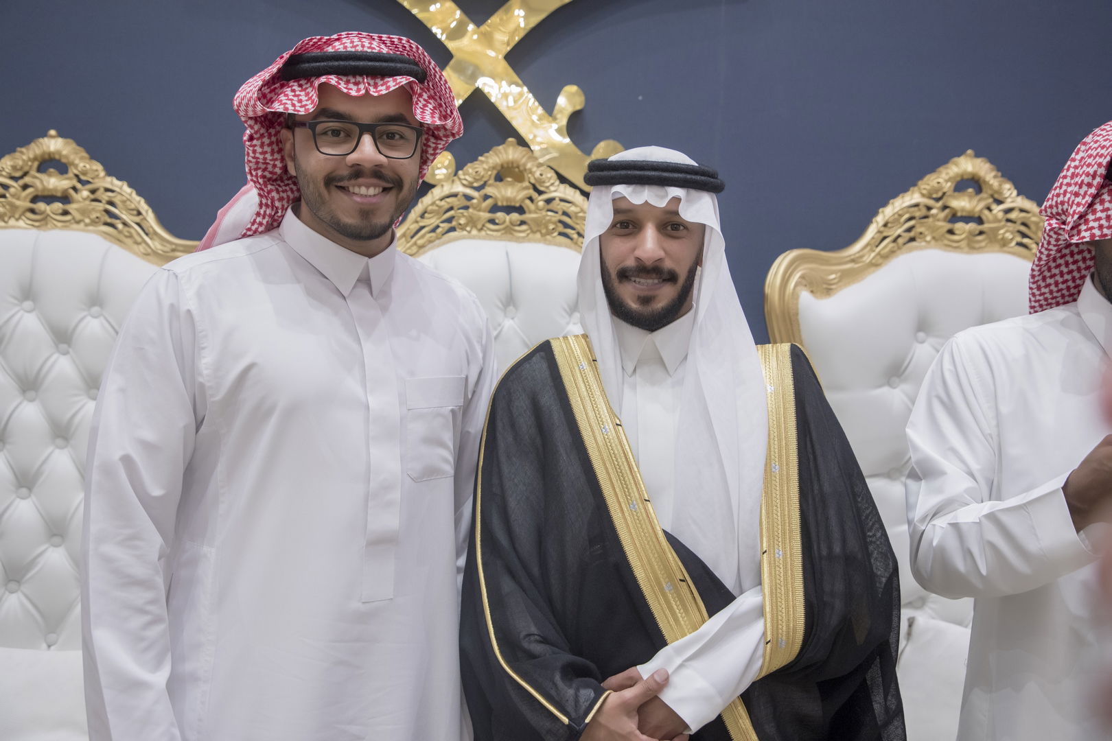 واحييا هذا الزواج غناء الفنانين 1. دحوم الطلاسي                                 2. منصور الدخيل                 3. بن مرضي                4. محمد مبارك