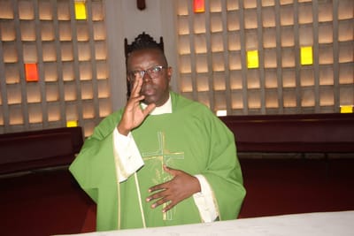 DANS LE CHRIST, GARDONS LE MEME AMOUR (30ème dimanche du Temps Ordinaire de l’Année A)