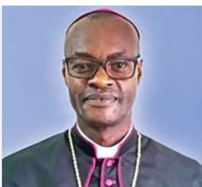 Biographie de Monseigneur Gélase Armel Kema : archevêque métropolitain d’Owando