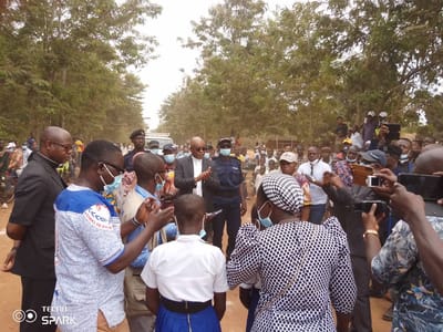 Monseigneur José-Bernard LIKOLO en visite pastorale à Yakoma (Paroisse Saint Jean-Berchmans)