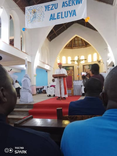 Le Cardinal AMBONGO à Gemena depuis l'avant-midi du mardi 2 avril pour des visites pastorales et familiales