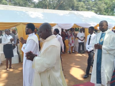 Les prêtres de l’Archidiocèse de Bangui en Journée sacerdotale ce lundi de Pentecôte à Borossé