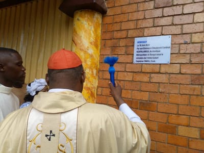 Dedicace de la nouvelle église de Saint François de Yapele par le Cardinal Nzapalainga