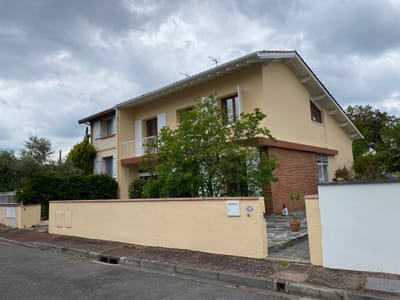 Rénovation façade extérieur .