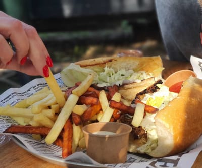 איילת מטיילת ומגיעה לאבוש מגדים