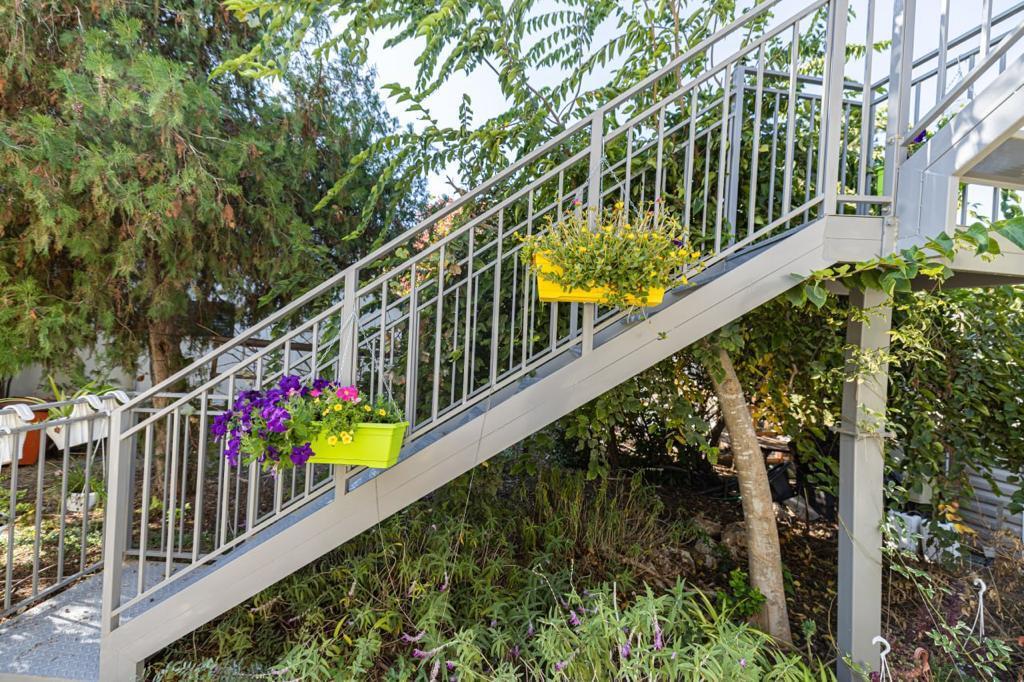 מדרגות מתכת בהתאמה אישית