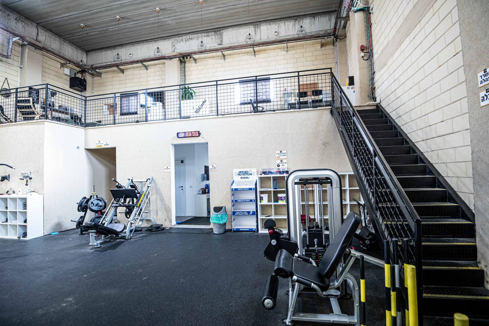 מדרגות מתכת בהתאמה אישית