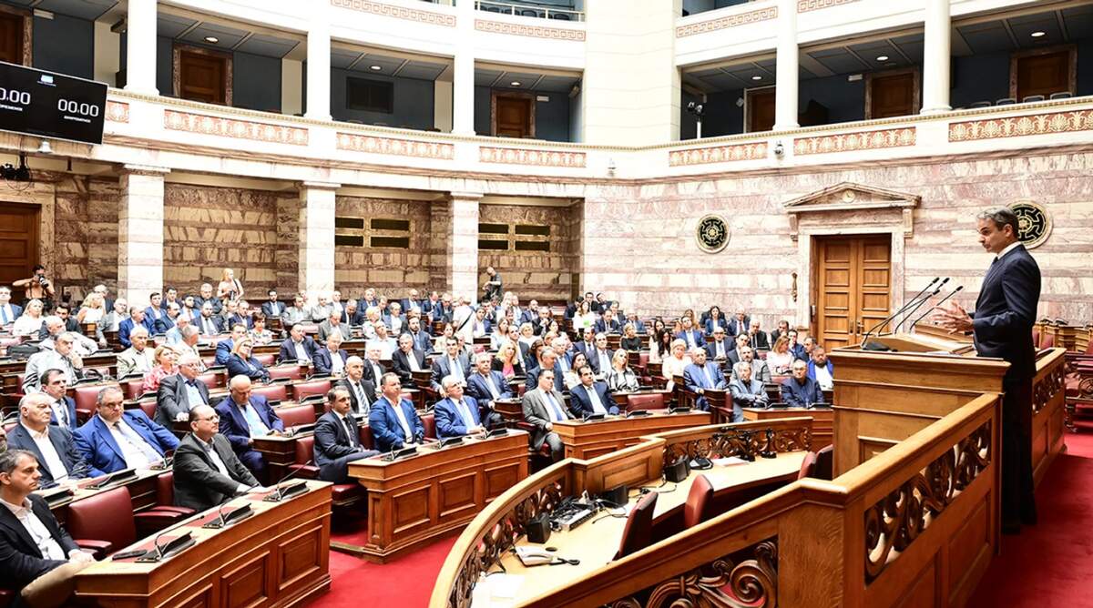 (ΓΙΑΤΙ) ΥΠΑΡΧΟΥΝ ΑΚΟΜΑ ΔΕΞΙΟΙ ΒΟΥΛΕΥΤΕΣ ΣΤΗ ΝΔ;