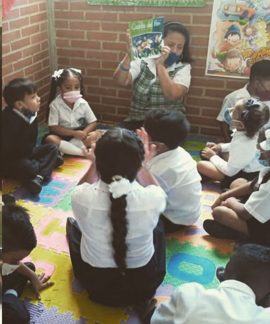 MANO AMIGA MARICHES. VENEZUELA