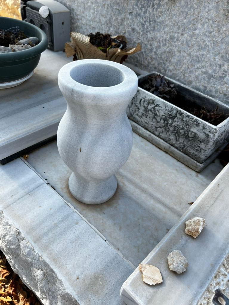 מצבות שיש במודיעין