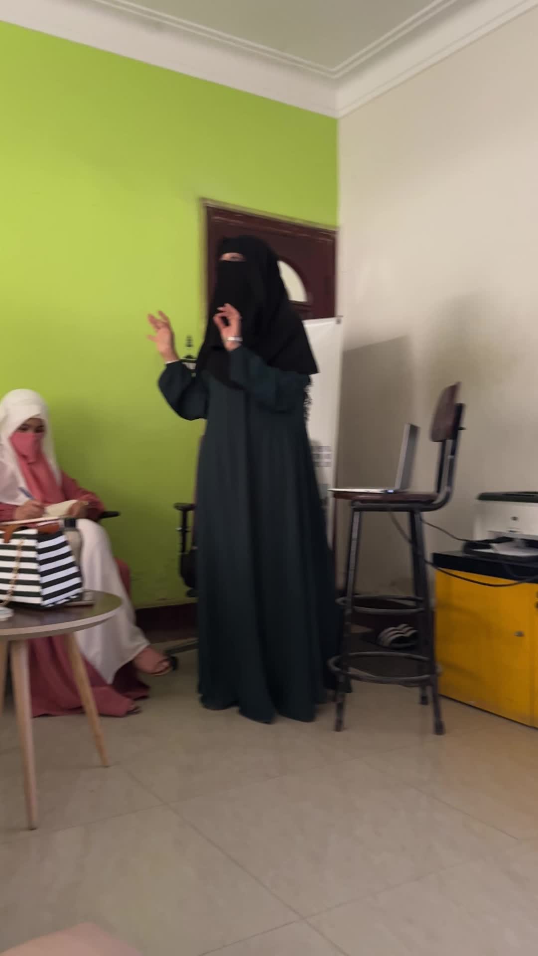 Ambreen Ashraf conducting a workshop on IIT - Part 2