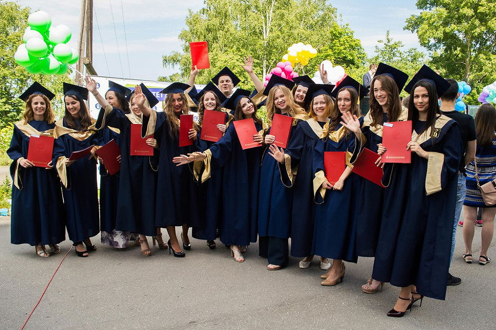 يعبر الطلاب الاجانب بمدى سعادتهم للالتحاق بالدراسة في روسيا،