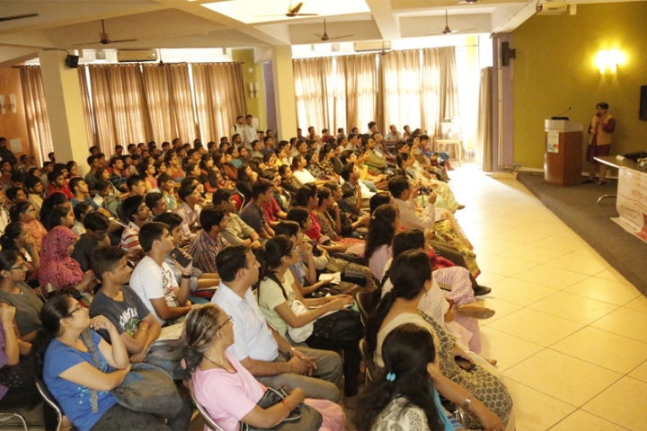 الهند واجهتك الدراسية