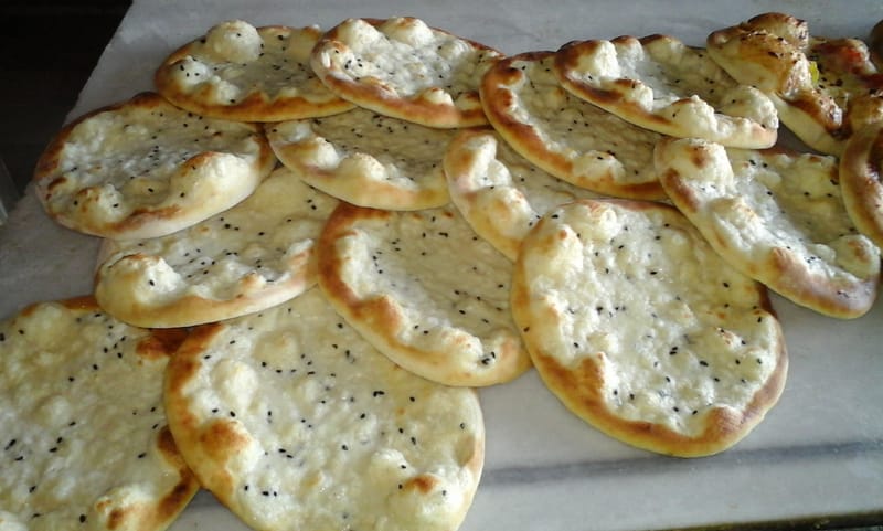 فطائر بجبنة