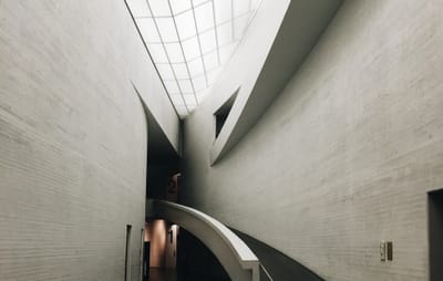 DETERGENTI SUPERFICI DURE