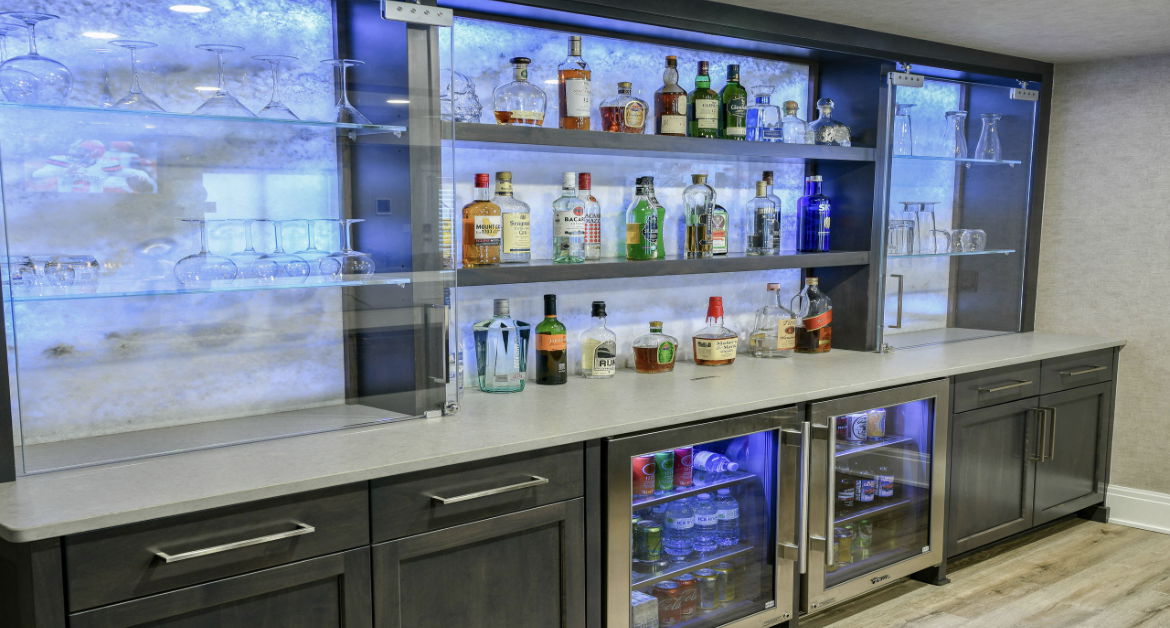 World Reknown MiniBar 