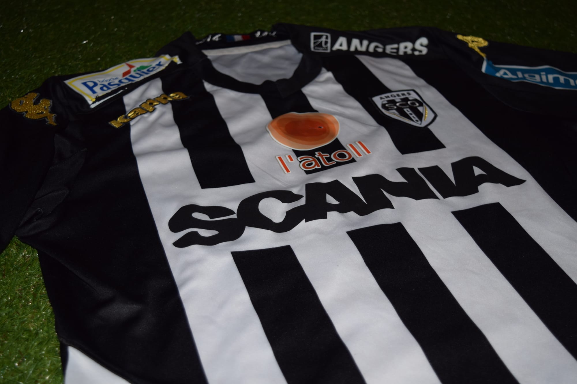 Maillot Domicile 2014-2015 de Jonathan Kodjia