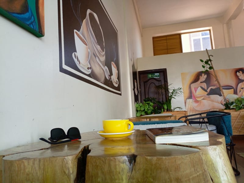 Coffee Break: DeliMuti Art Café