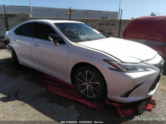 Lexus Es 300H 2023 White 2.5L