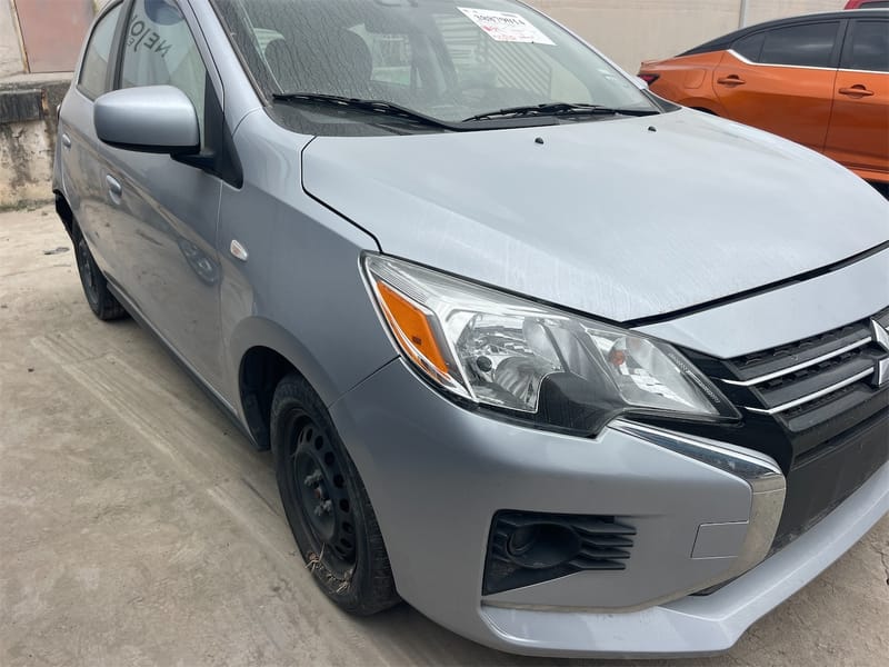 Mitsubishi Mirage Es/Le 2022 Silver 1.2L