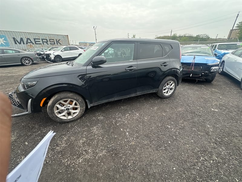 Kia Soul Lx 2023 Charcoal 2.0L 4