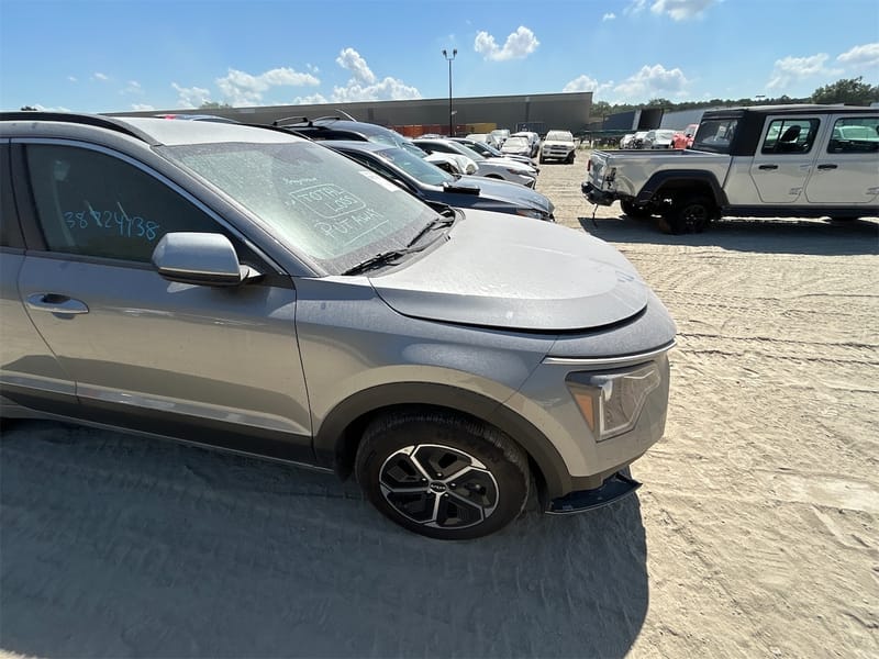 Kia Niro Lx 2023 Silver 1.6L