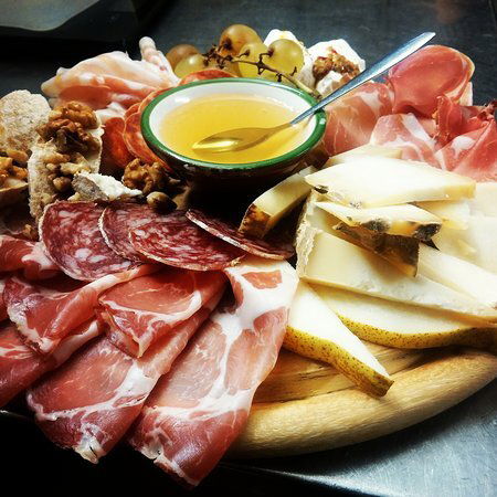 TAGLIERE SALUMI E FORMAGGI