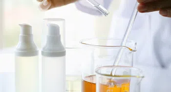 PESQUISA E DESENVOLVIMENTO DE FÓRMULAS COSMÉTICAS E SANEANTES.