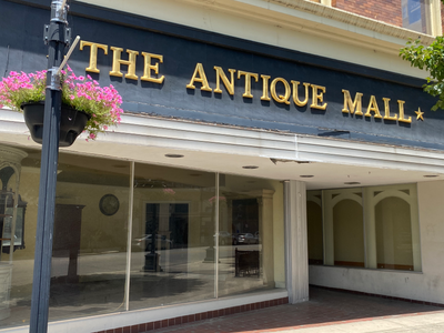 926 4th Avenue - Street Front Retail/Office