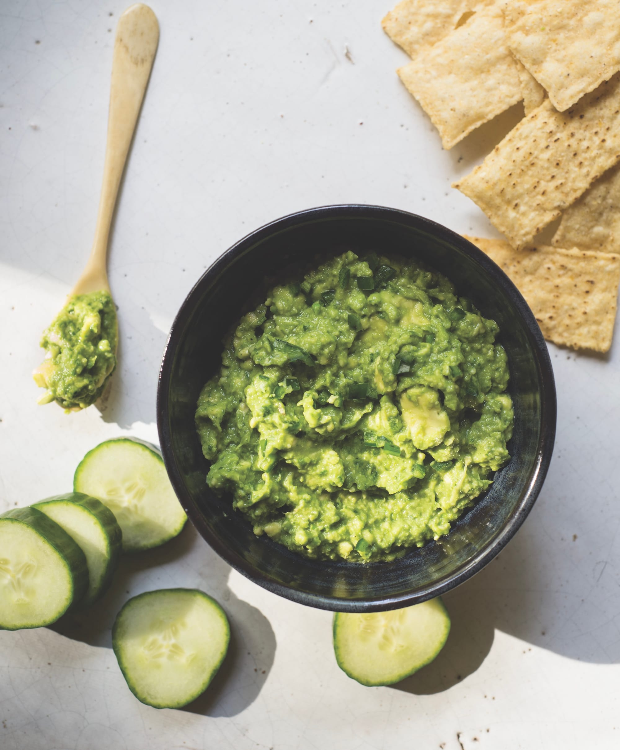 creamy kale guac