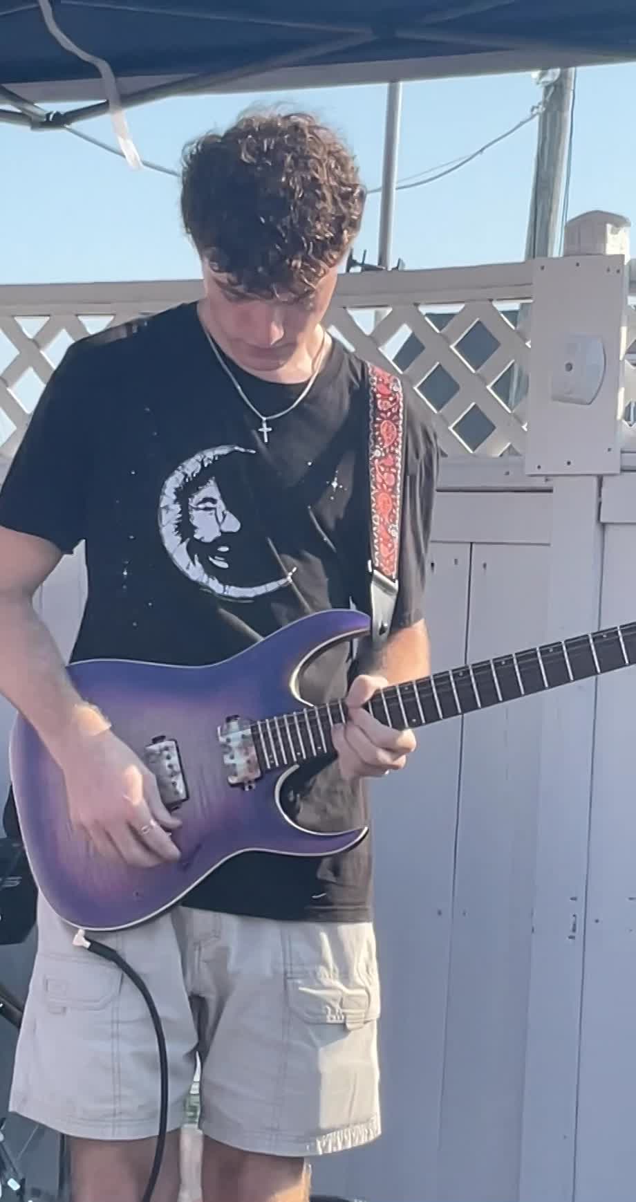 Sam lead guitarist KOTB