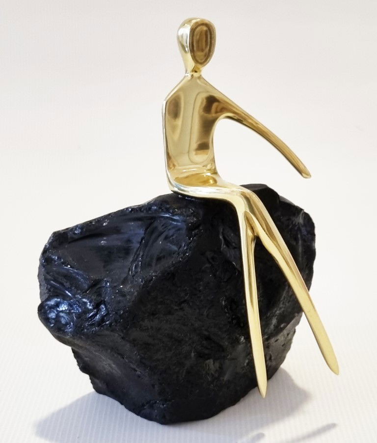 ESCULTURA ABRAÇO