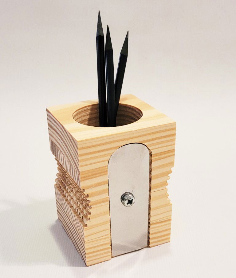 PORTA LÁPIS APONTADOR