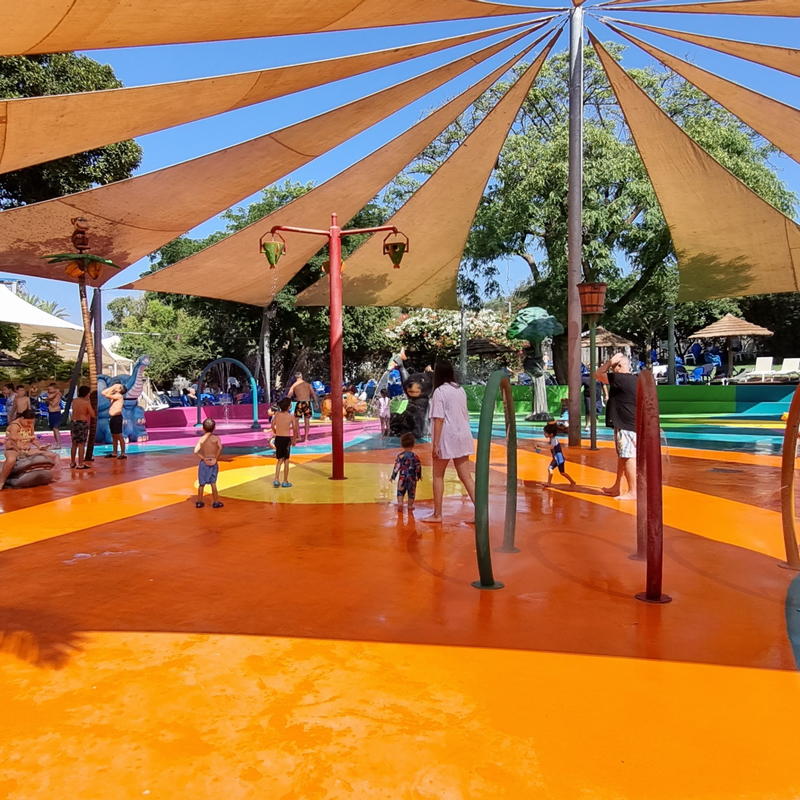 Каникулы! Шфаим - самый большой аквапарк в Израиле.