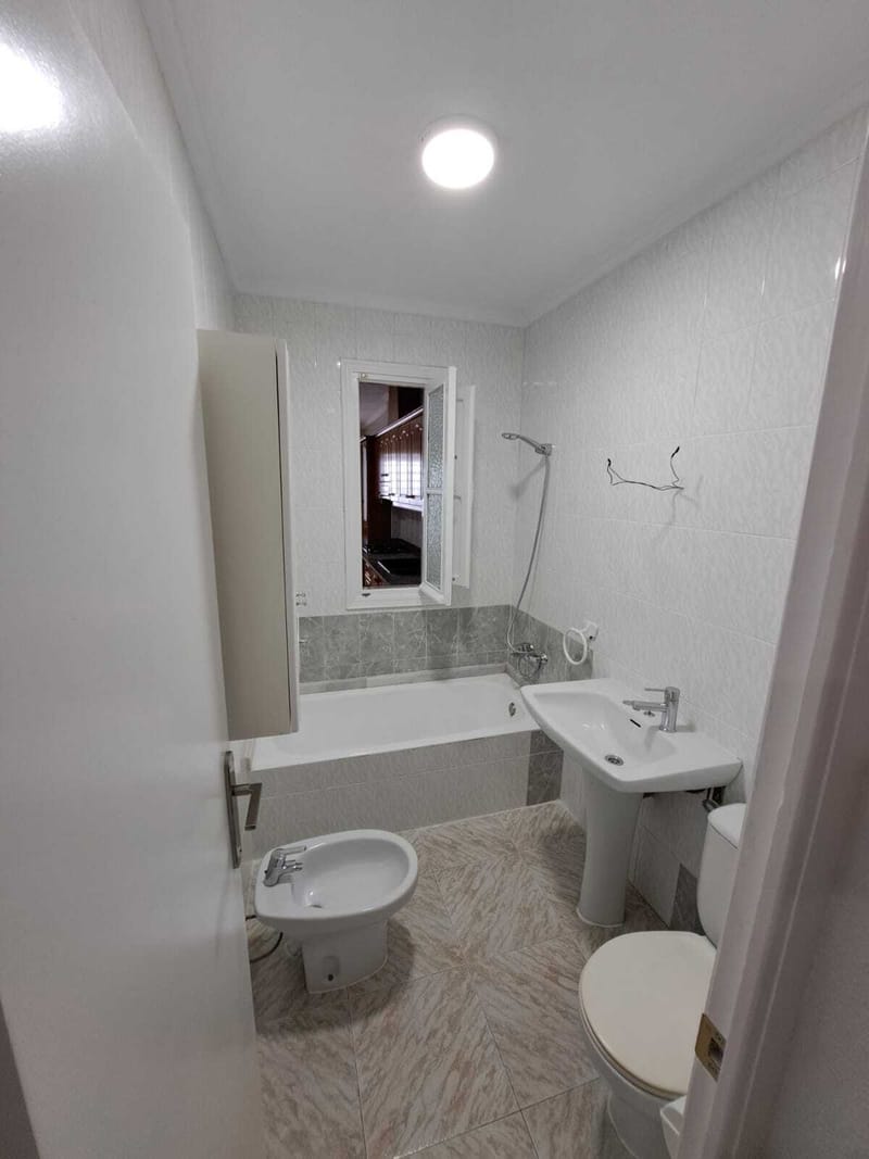 Ref: HS2402