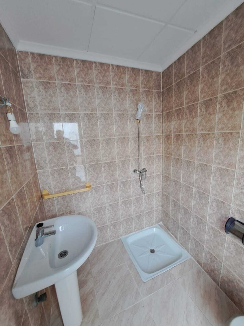 Ref: HS2402