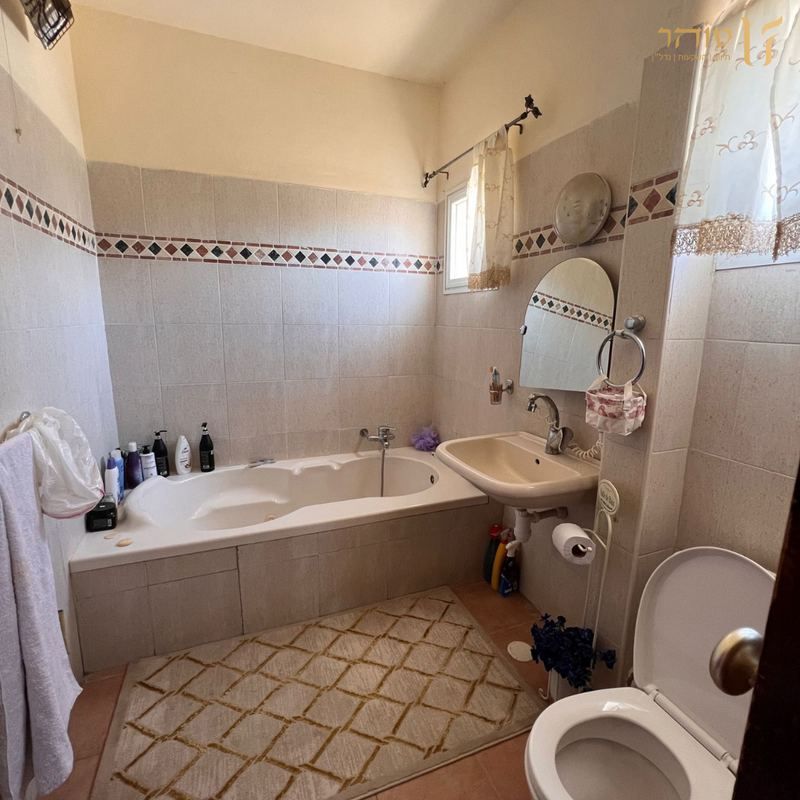 דופלקס בשכונת מצפה האגם