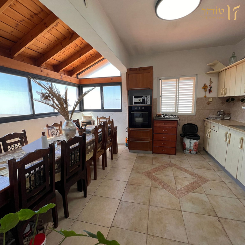 דופלקס בשכונת מצפה האגם