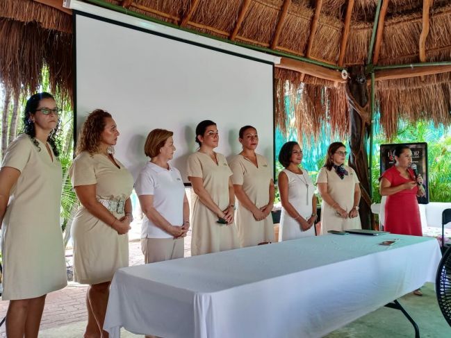 Mediante bazar y panadería, Vifac Roo obtiene recursos para apoyar a mujeres embarazadas