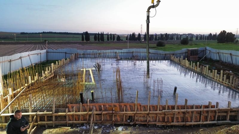 יציקת רצפה קומת קרקע