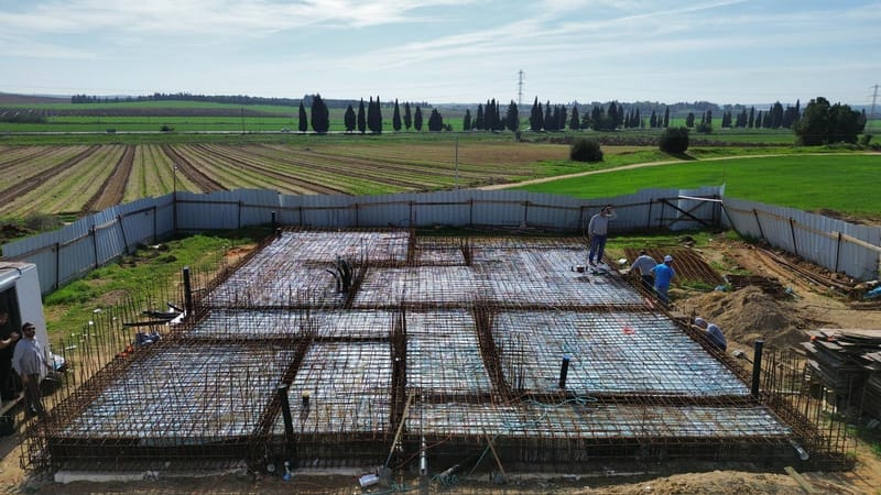יציקת רצפה קומת קרקע