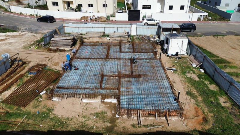 יציקת רצפה קומת קרקע